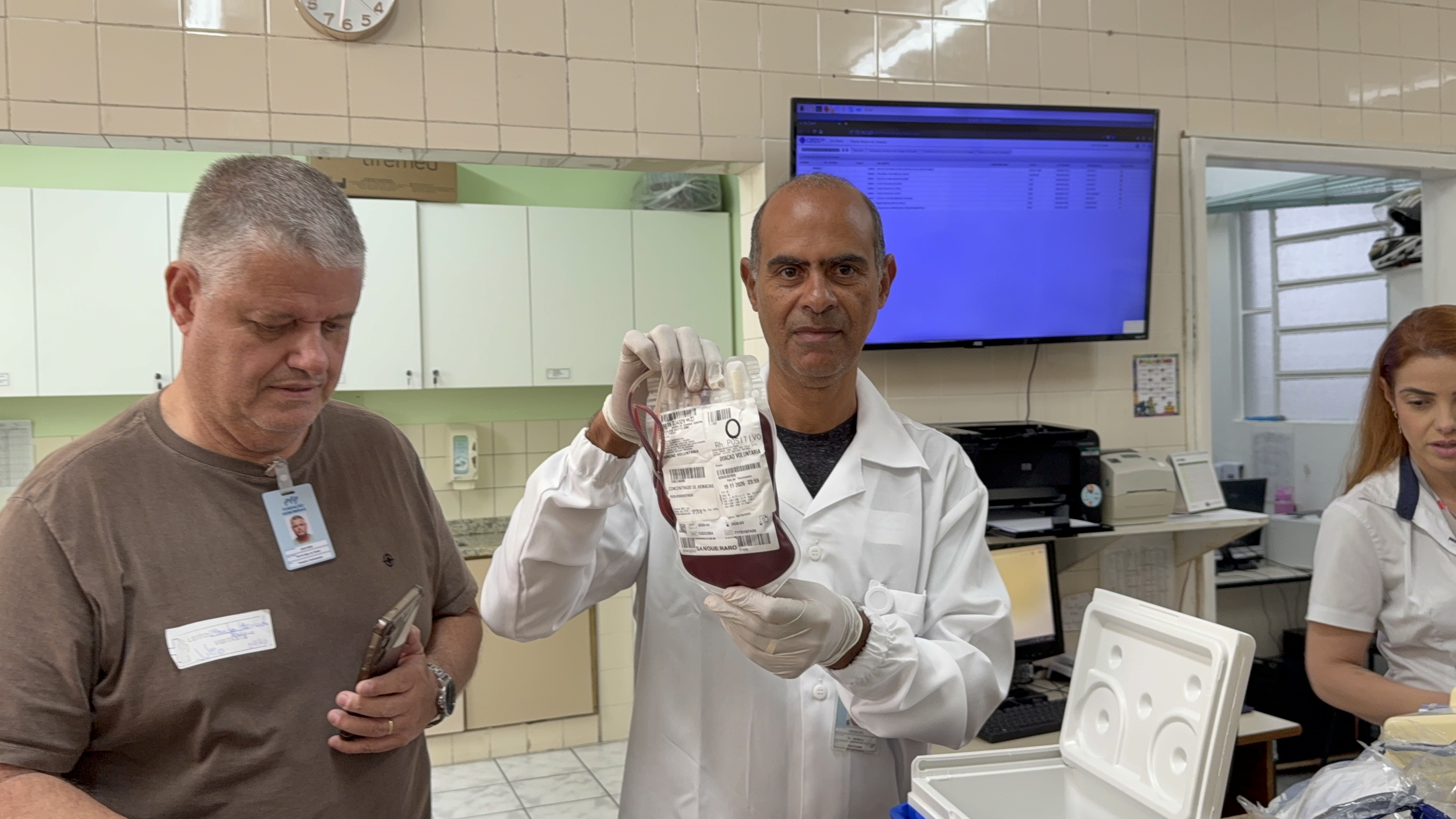 Hemominas e Hemoce se mobilizam para garantir transporte de sangue raro e atender paciente em Juiz de Fora